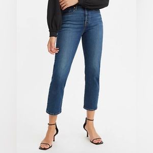 Levi’s Wedgie Straight Fit Jeans - Medium Wash - Size 26